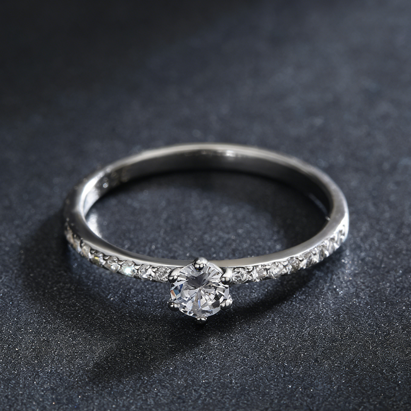 ElaraBond Auréa Moissanite Brilliance Ring