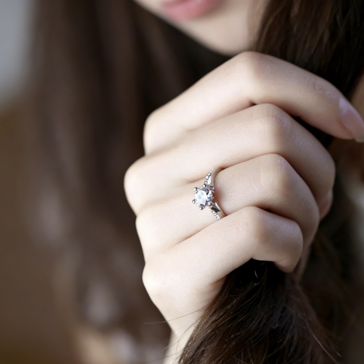 ElaraBond Classic Six-Prong Solitaire Ring