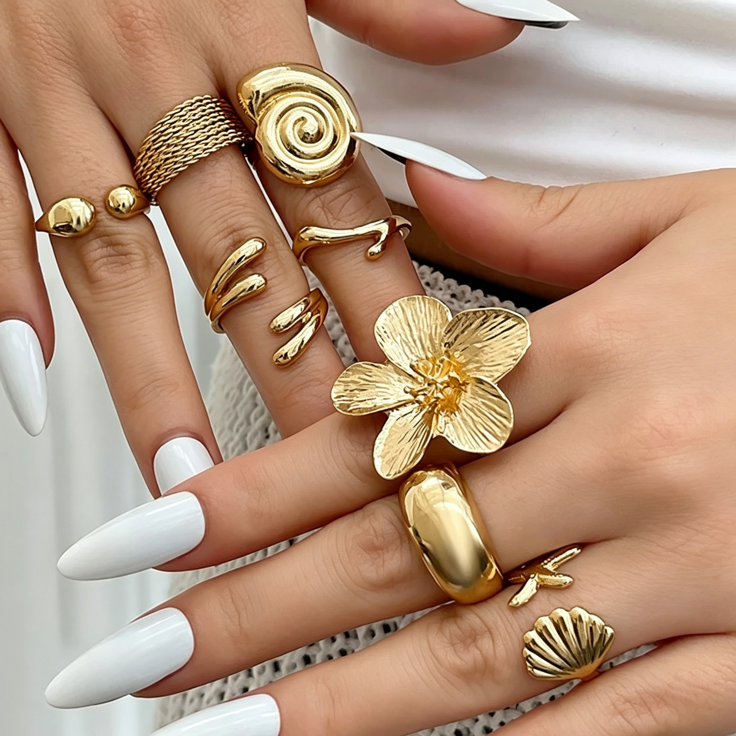 Elara Bond Soleil Bohemian Gold Ring Set