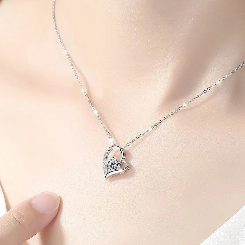 ElaraBond Amore Heart Pendant Necklace