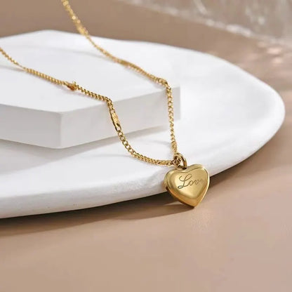 ElaraBond Sculpted Heart Choker Necklace